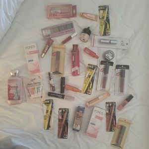 Makeup (lot) + Bonus BBW lotion